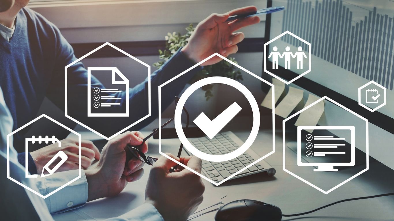 Descubra como o multiatendimento com WhatsApp pode transformar o atendimento da sua empresa. Veja como usar um sistema de atendimento WhatsApp oficial, organizar múltiplos atendentes e integrar CRM com a RMChat.